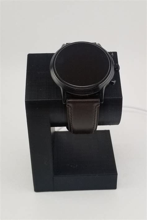 fossil smartwatch charging stand